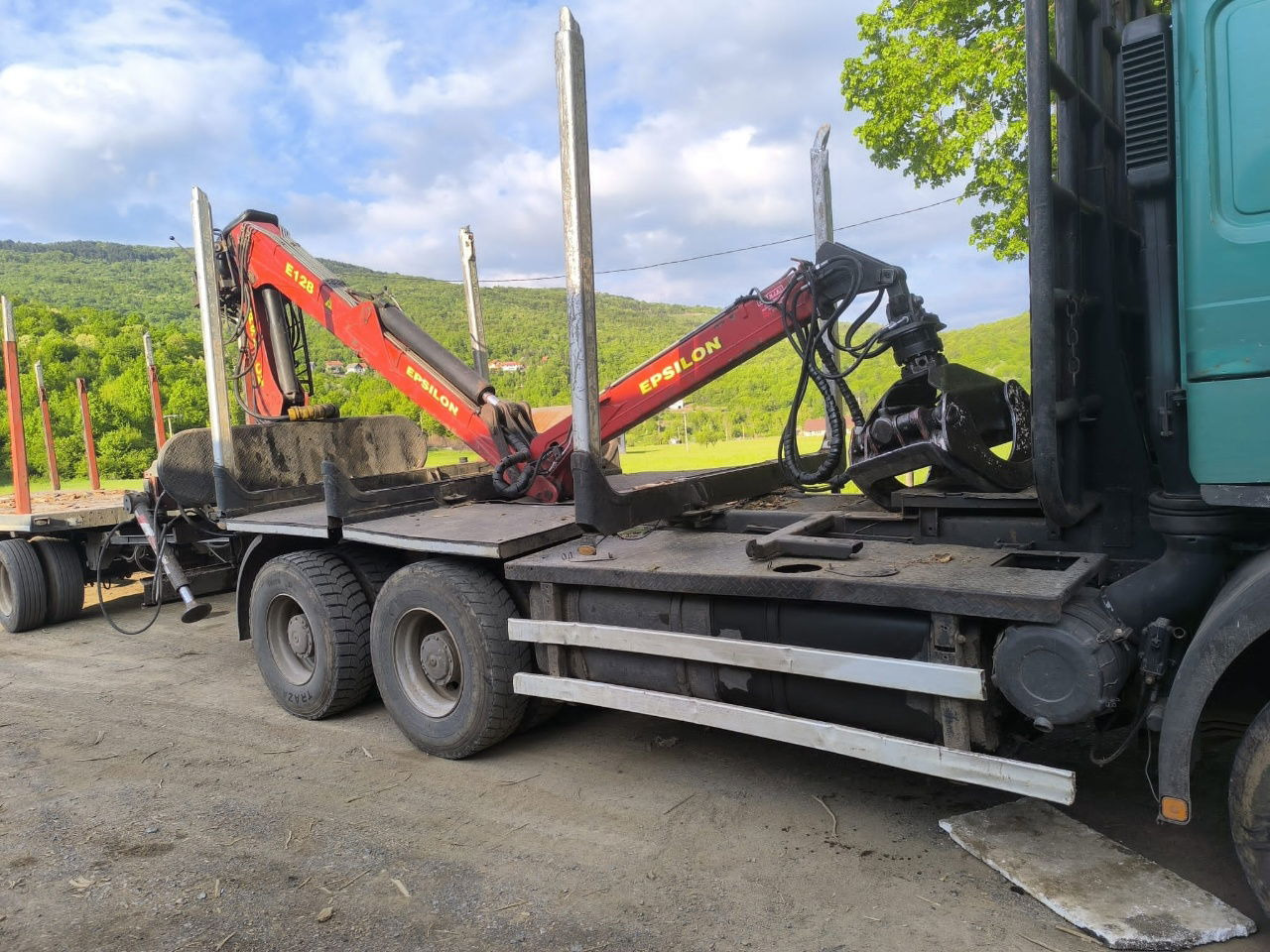 MAN 33.464 6x4 forest truck - Complete Spring - Epsilon E128 + scissors - شاحنة قطع الأشجار: صور 5 MAN 33.464 6x4 forest truck - Complete Spring - Epsilon E128 + scissors - شاحنة قطع الأشجار: صور 5
