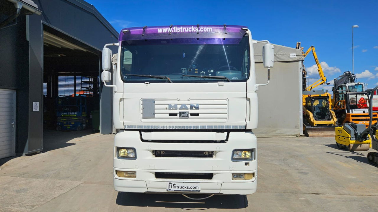 MAN TGA 18.413 4X2 tractor unit - شاحنة جرار: صور 3 MAN TGA 18.413 4X2 tractor unit - شاحنة جرار: صور 3