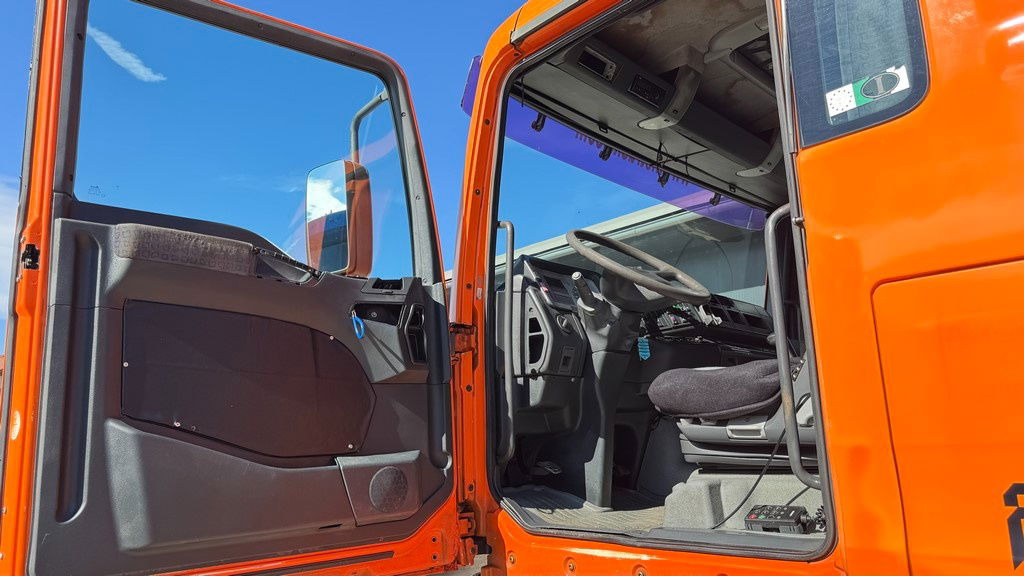 الشاسيه شاحنة MAN TGA 26.460 6X2 chassis - lifitng axle: صور 20