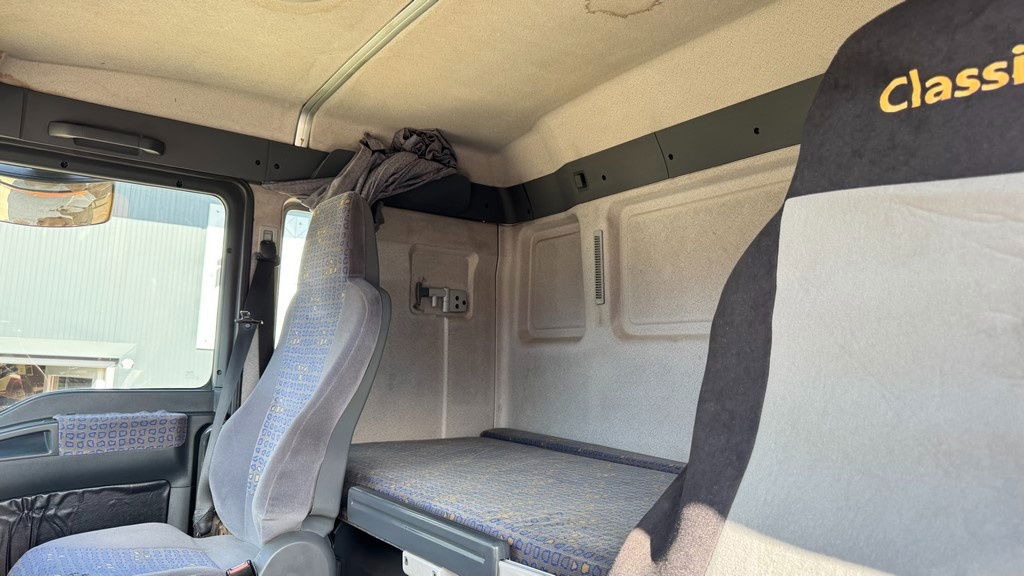 الشاسيه شاحنة MAN TGA 26.460 6X2 chassis - lifitng axle: صور 27