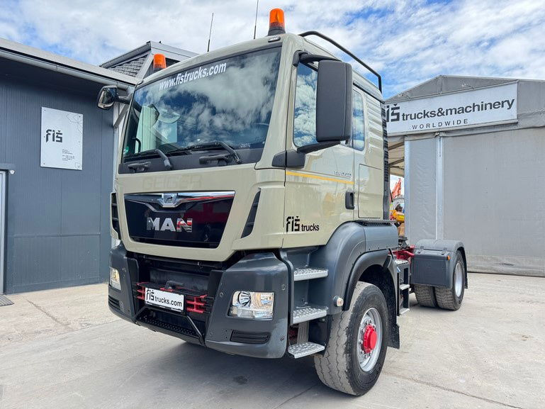 MAN TGS 18.480 4X4 tractor unit - tipper hydraulics - شاحنة جرار: صور 1 MAN TGS 18.480 4X4 tractor unit - tipper hydraulics - شاحنة جرار: صور 1