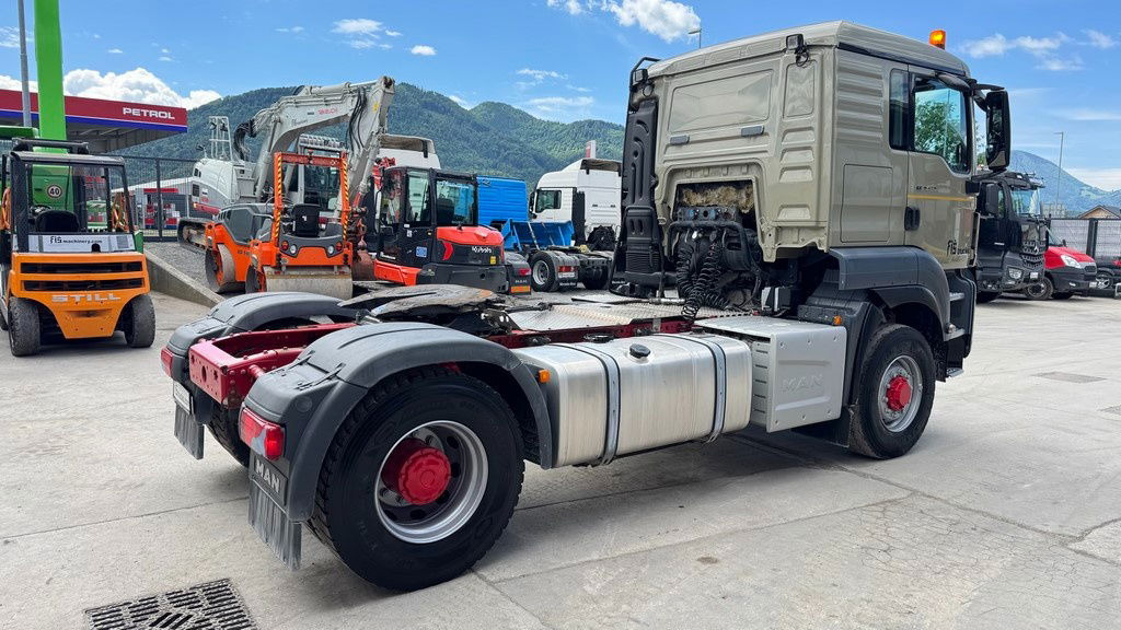 MAN TGS 18.480 4X4 tractor unit - tipper hydraulics - شاحنة جرار: صور 5 MAN TGS 18.480 4X4 tractor unit - tipper hydraulics - شاحنة جرار: صور 5