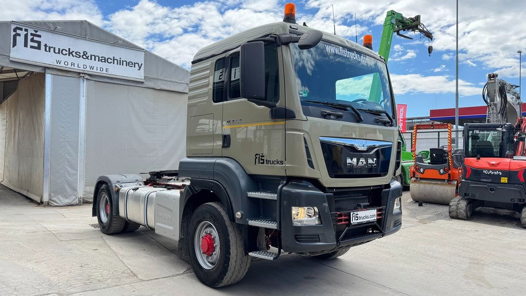 MAN TGS 18.480 4X4 tractor unit - tipper hydraulics - شاحنة جرار: صور 3 MAN TGS 18.480 4X4 tractor unit - tipper hydraulics - شاحنة جرار: صور 3