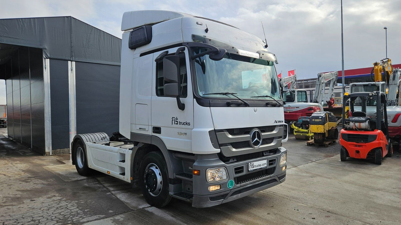 Mercedes-Benz Actros 1841 4x2 tractor unit - retarder - شاحنة جرار: صور 3 Mercedes-Benz Actros 1841 4x2 tractor unit - retarder - شاحنة جرار: صور 3