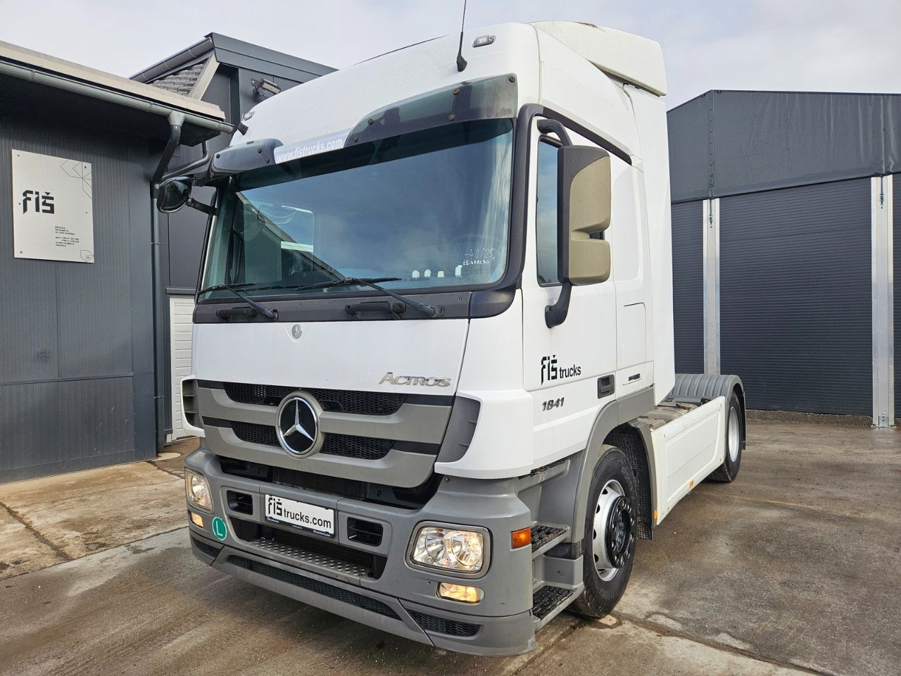 Mercedes-Benz Actros 1841 4x2 tractor unit - retarder - شاحنة جرار: صور 1 Mercedes-Benz Actros 1841 4x2 tractor unit - retarder - شاحنة جرار: صور 1