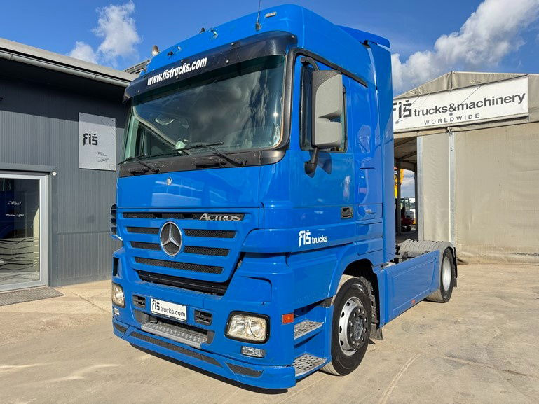 Mercedes-Benz Actros 1844 4x2 tractor unit - retarder - شاحنة جرار: صور 1 Mercedes-Benz Actros 1844 4x2 tractor unit - retarder - شاحنة جرار: صور 1