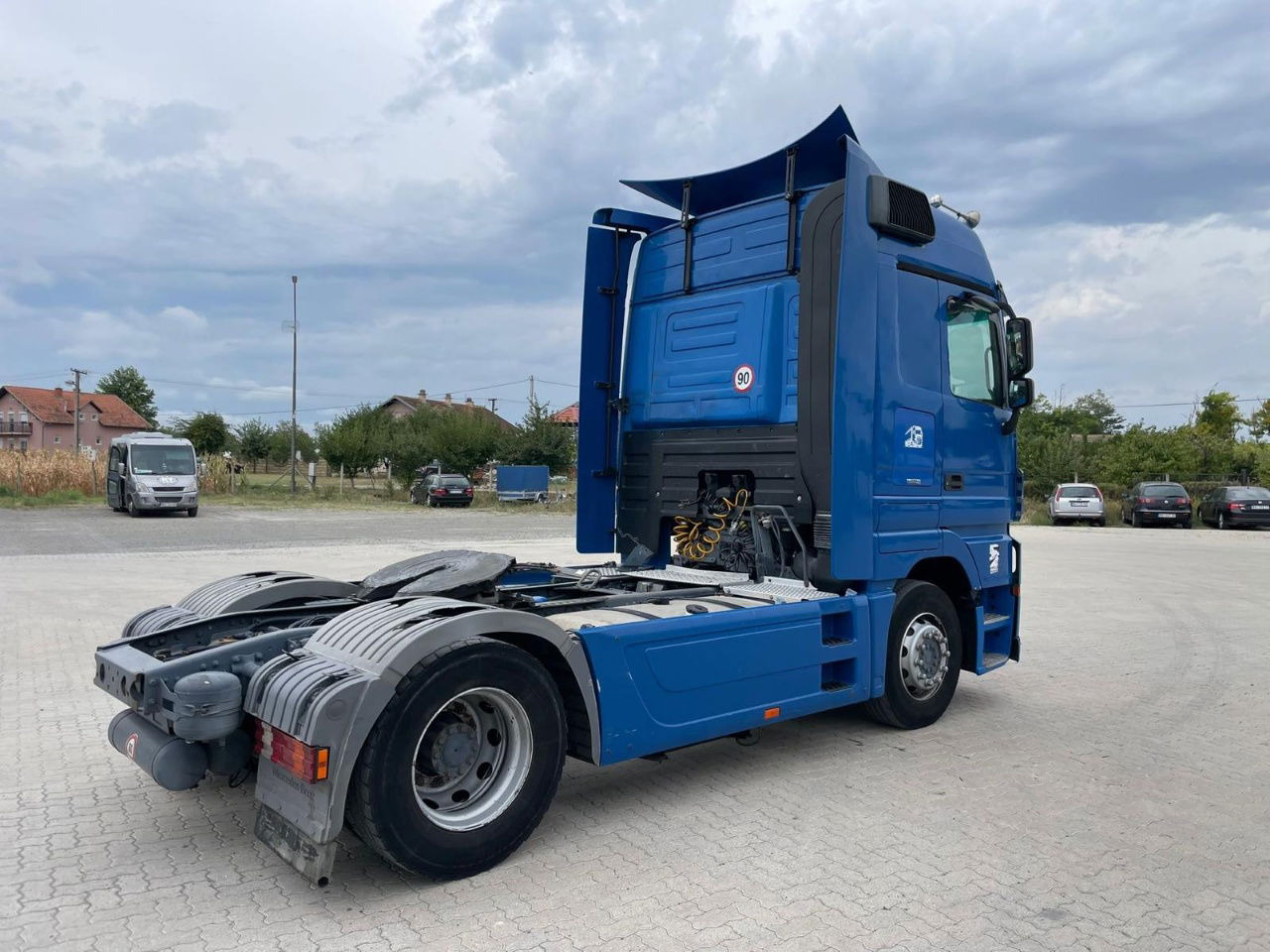 Mercedes-Benz Actros 1844 4x2 tractor unit - retarder - شاحنة جرار: صور 4 Mercedes-Benz Actros 1844 4x2 tractor unit - retarder - شاحنة جرار: صور 4
