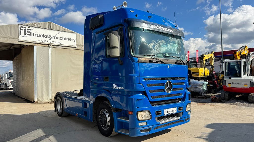 Mercedes-Benz Actros 1844 4x2 tractor unit - retarder - شاحنة جرار: صور 3 Mercedes-Benz Actros 1844 4x2 tractor unit - retarder - شاحنة جرار: صور 3