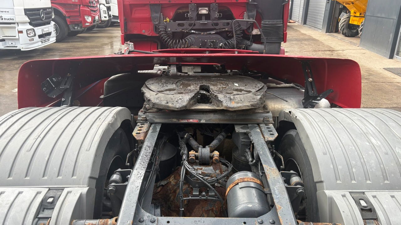 Mercedes-Benz Actros 1844 4x2 tractor unit - retarder - شاحنة جرار: صور 4 Mercedes-Benz Actros 1844 4x2 tractor unit - retarder - شاحنة جرار: صور 4