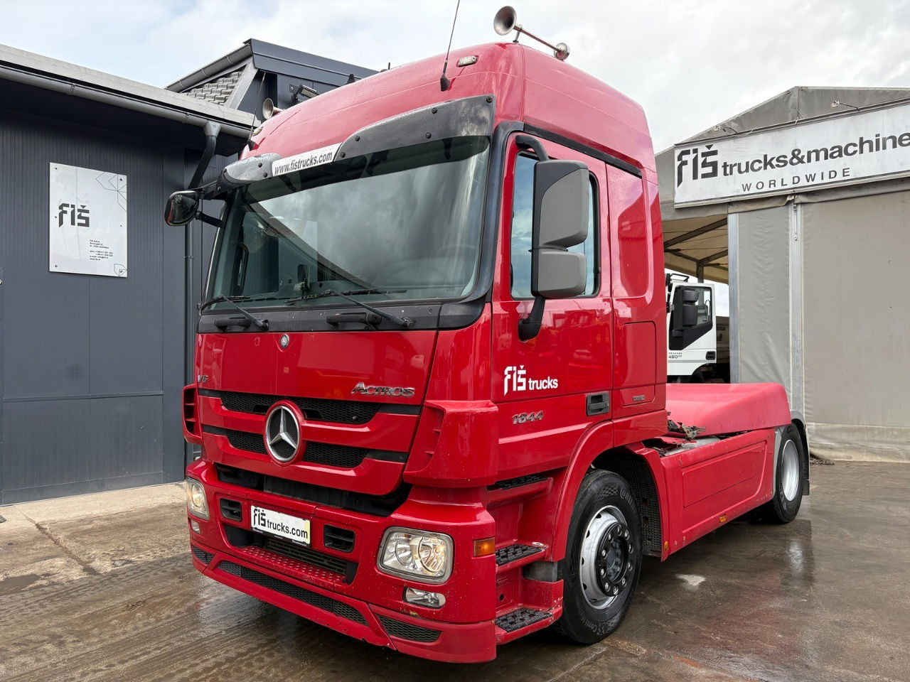 Mercedes-Benz Actros 1844 4x2 tractor unit - retarder - شاحنة جرار: صور 1 Mercedes-Benz Actros 1844 4x2 tractor unit - retarder - شاحنة جرار: صور 1