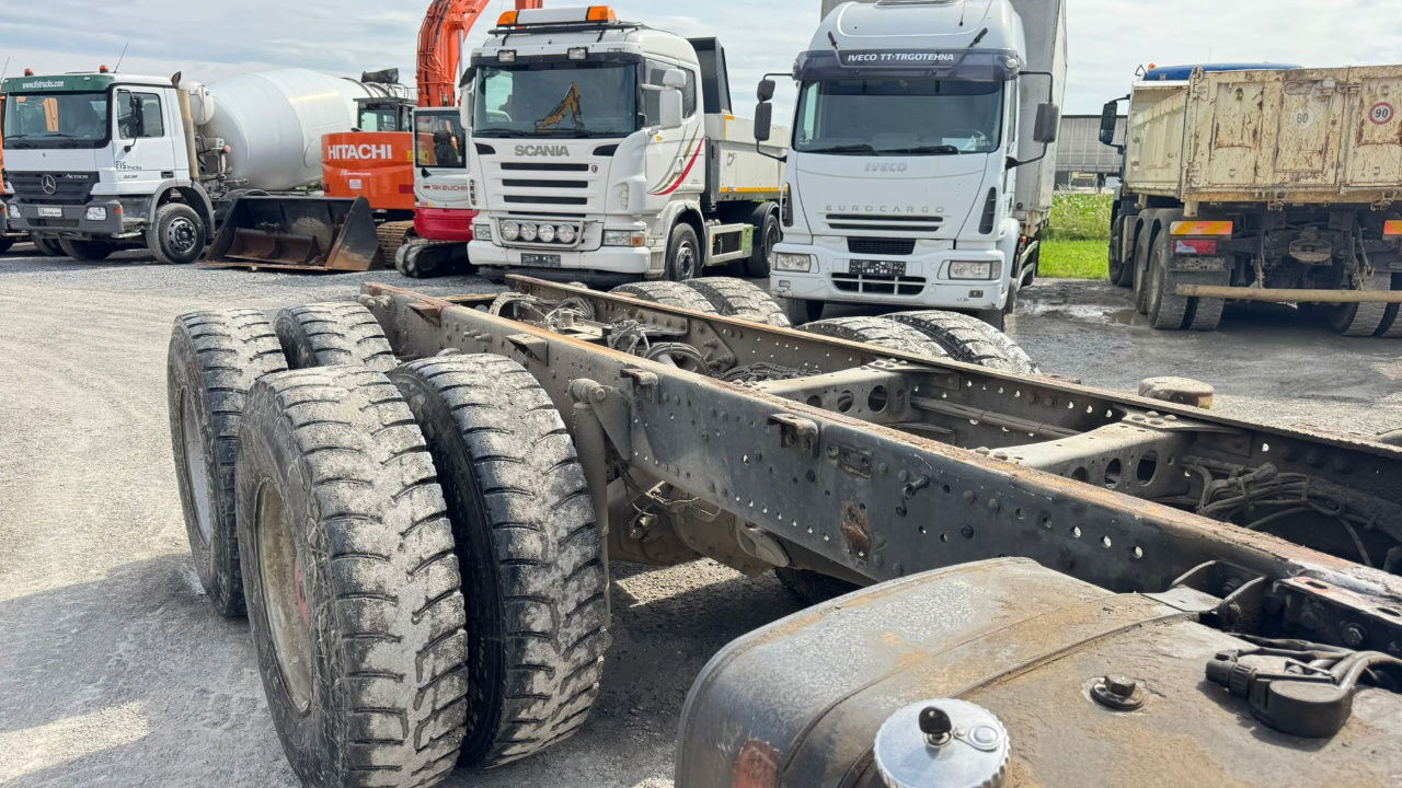 Mercedes-Benz Actros 2631 6x4 chassis - spring - الشاسيه شاحنة: صور 4 Mercedes-Benz Actros 2631 6x4 chassis - spring - الشاسيه شاحنة: صور 4