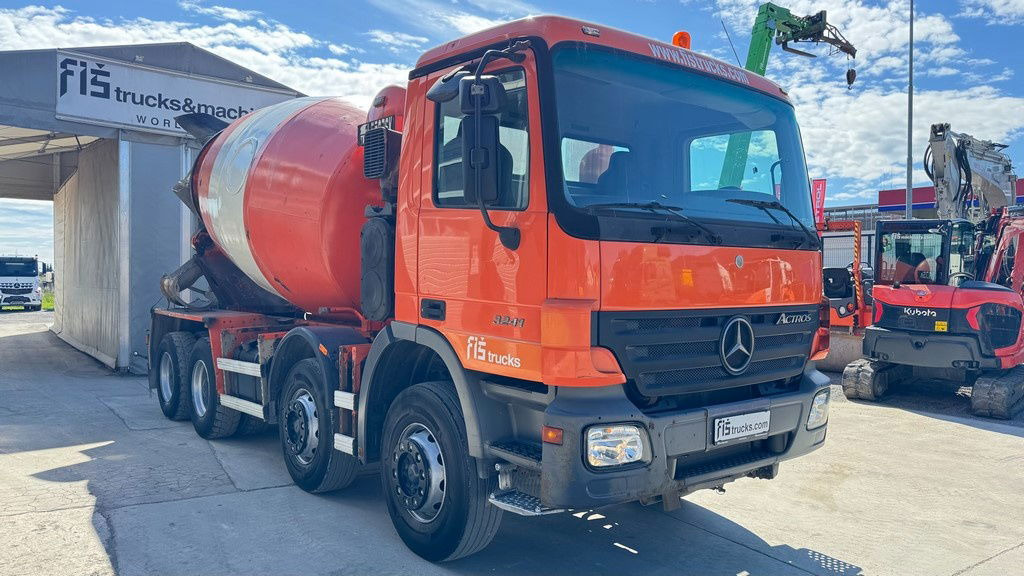 Mercedes-Benz Actros 3241 8x4 mixer 9m3 - شاحنة خلاطة خرسانة: صور 3 Mercedes-Benz Actros 3241 8x4 mixer 9m3 - شاحنة خلاطة خرسانة: صور 3