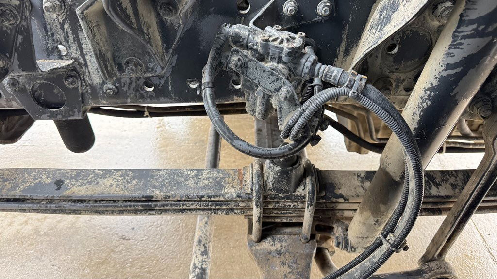 الشاسيه شاحنة Mercedes-Benz Actros 3331 B 6x4 chassis - big axle: صور 12 الشاسيه شاحنة Mercedes-Benz Actros 3331 B 6x4 chassis - big axle: صور 12