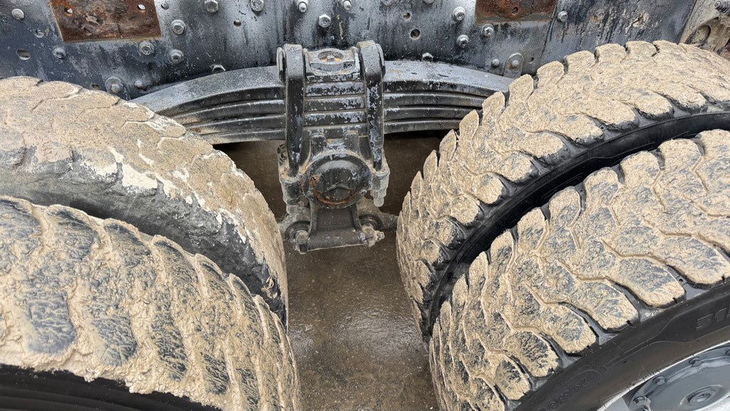 الشاسيه شاحنة Mercedes-Benz Actros 3331 B 6x4 chassis - big axle: صور 8 الشاسيه شاحنة Mercedes-Benz Actros 3331 B 6x4 chassis - big axle: صور 8