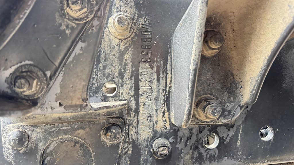 الشاسيه شاحنة Mercedes-Benz Actros 3331 B 6x4 chassis - big axle: صور 13 الشاسيه شاحنة Mercedes-Benz Actros 3331 B 6x4 chassis - big axle: صور 13