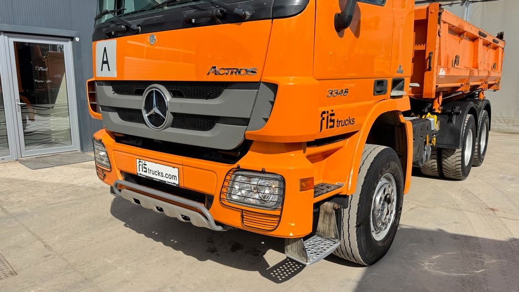 Mercedes-Benz Actros 3346 K 6x4 bordmatic - 3 pedals - قلابات: صور 2 Mercedes-Benz Actros 3346 K 6x4 bordmatic - 3 pedals - قلابات: صور 2