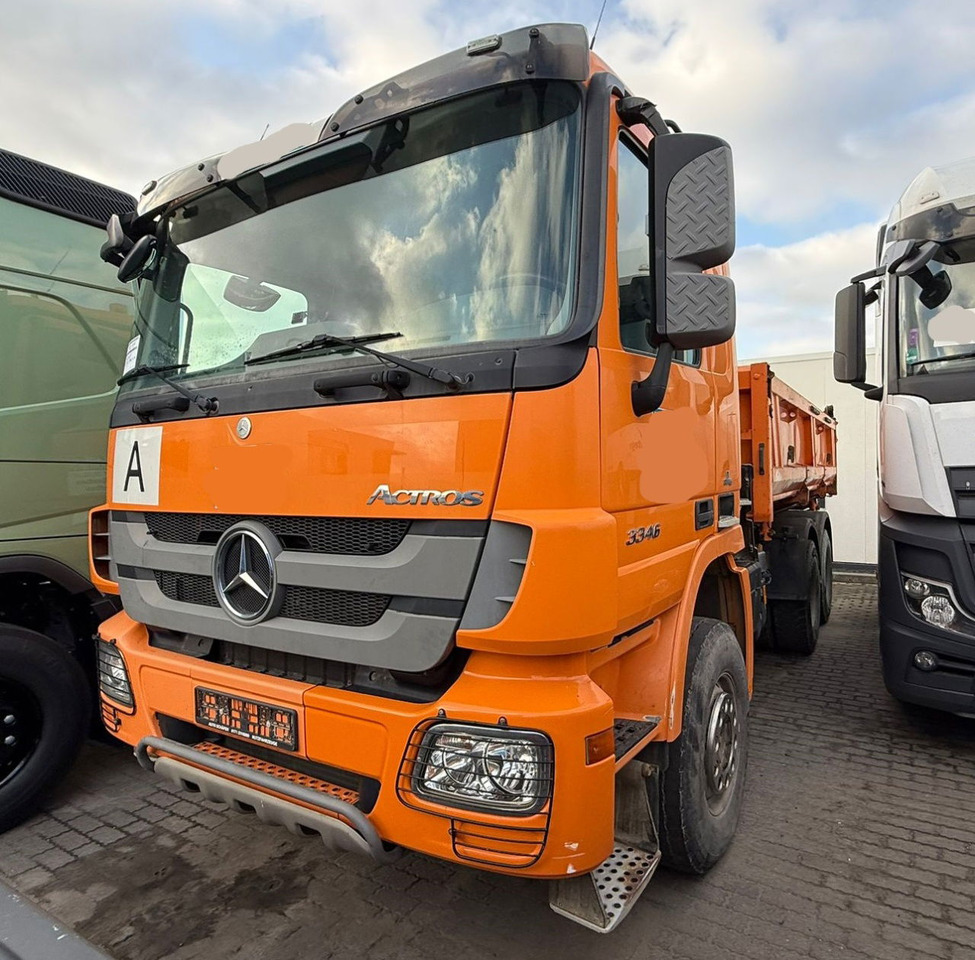 Mercedes-Benz Actros 3346 K 6x4 bordmatic - 3 pedals - قلابات: صور 1 Mercedes-Benz Actros 3346 K 6x4 bordmatic - 3 pedals - قلابات: صور 1