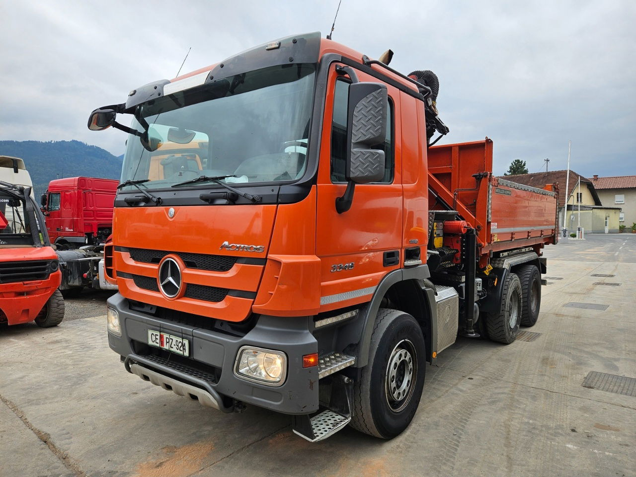 Mercedes-Benz Actros 3346 K palfinger PK 18002 - bordmatic - meiller tipper - EPS 3 pedals - قلابات: صور 1 Mercedes-Benz Actros 3346 K palfinger PK 18002 - bordmatic - meiller tipper - EPS 3 pedals - قلابات: صور 1