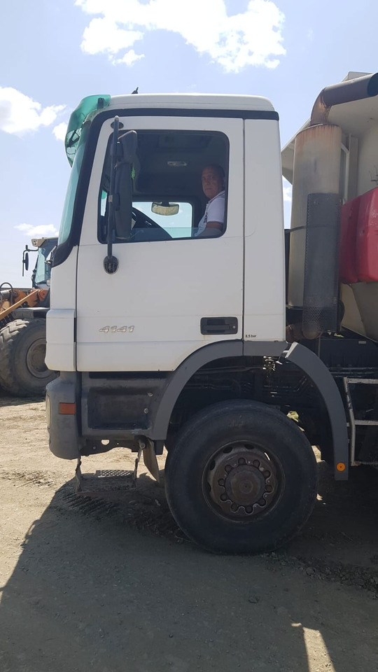 Mercedes-Benz Actros 4141 K 8x6 schwarzmuller mulda tipper - قلابات: صور 2 Mercedes-Benz Actros 4141 K 8x6 schwarzmuller mulda tipper - قلابات: صور 2