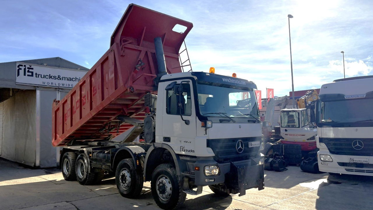تأجير Mercedes-Benz Actros 4141 K 8x6 tipper - 19m3 - spring suspension Mercedes-Benz Actros 4141 K 8x6 tipper - 19m3 - spring suspension: صور 6 تأجير Mercedes-Benz Actros 4141 K 8x6 tipper - 19m3 - spring suspension Mercedes-Benz Actros 4141 K 8x6 tipper - 19m3 - spring suspension: صور 6