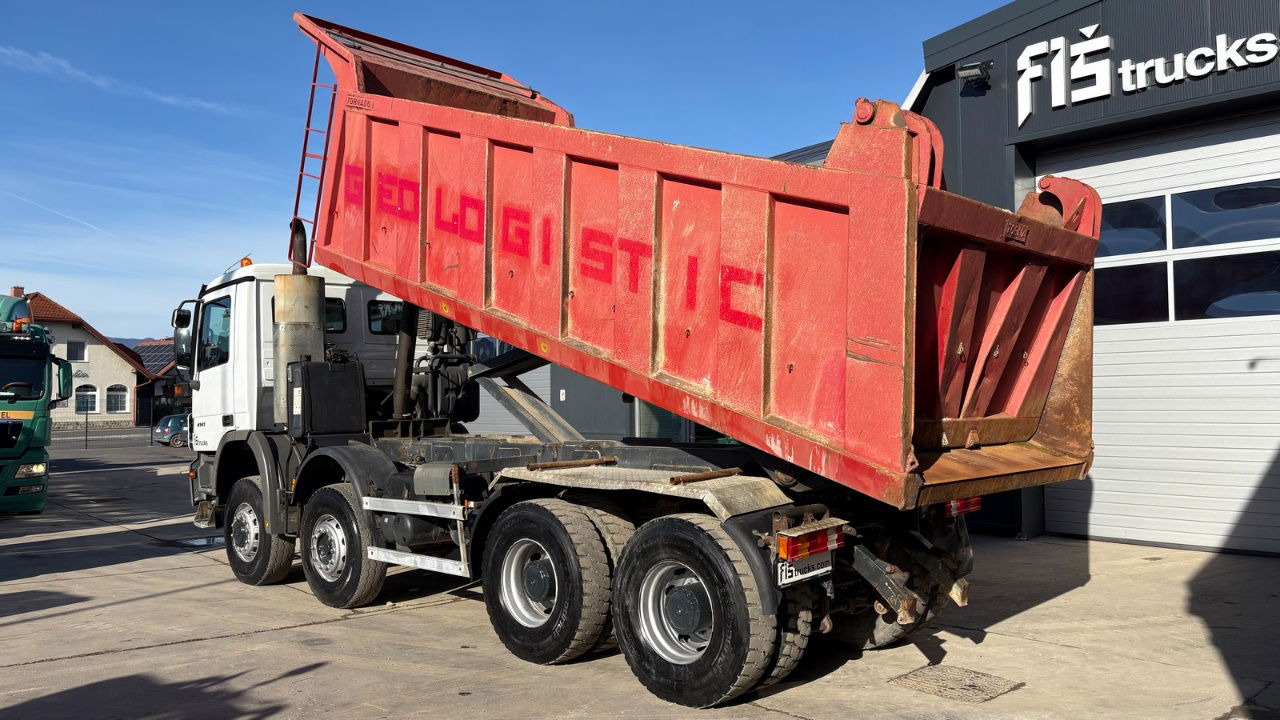 تأجير Mercedes-Benz Actros 4141 K 8x6 tipper - 19m3 - spring suspension Mercedes-Benz Actros 4141 K 8x6 tipper - 19m3 - spring suspension: صور 8 تأجير Mercedes-Benz Actros 4141 K 8x6 tipper - 19m3 - spring suspension Mercedes-Benz Actros 4141 K 8x6 tipper - 19m3 - spring suspension: صور 8