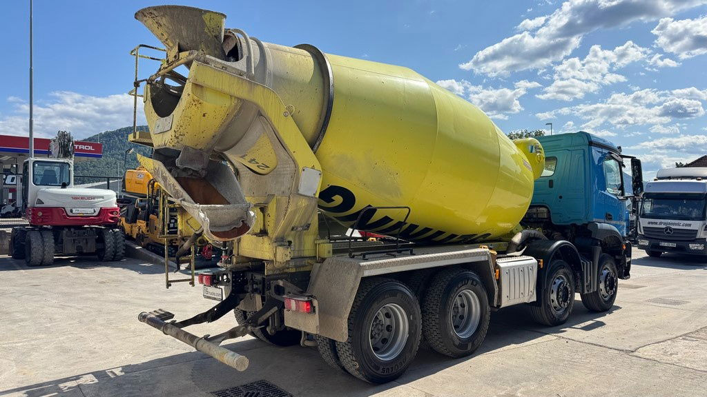 Mercedes-Benz Arocs 3543 8x4 schwing mixer 9m3 - شاحنة خلاطة خرسانة: صور 4 Mercedes-Benz Arocs 3543 8x4 schwing mixer 9m3 - شاحنة خلاطة خرسانة: صور 4