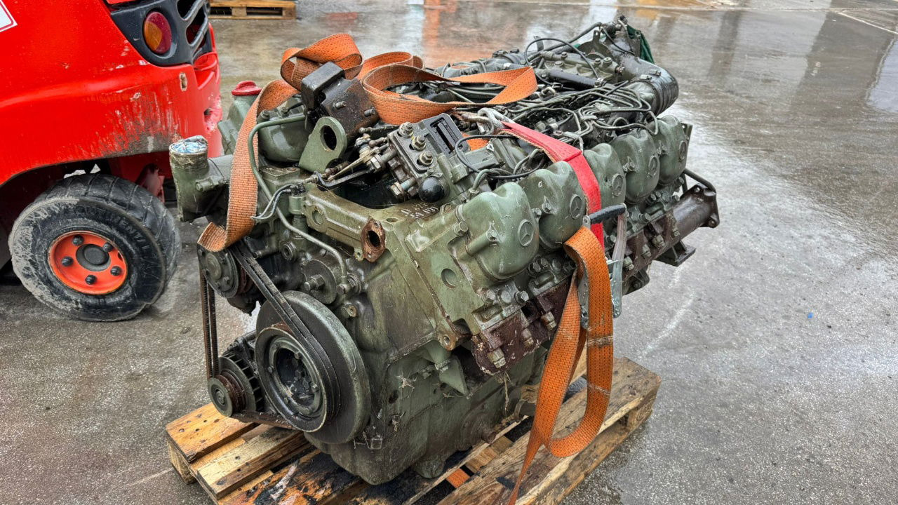 Mercedes-Benz Engine V10 - OM 403.1 - المحرك - شاحنة: صور 3 Mercedes-Benz Engine V10 - OM 403.1 - المحرك - شاحنة: صور 3
