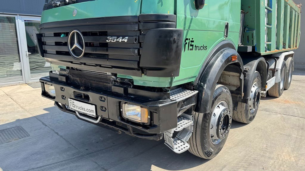 Mercedes-Benz SK 3235 8X4 tipper - V8 - قلابات: صور 2 Mercedes-Benz SK 3235 8X4 tipper - V8 - قلابات: صور 2