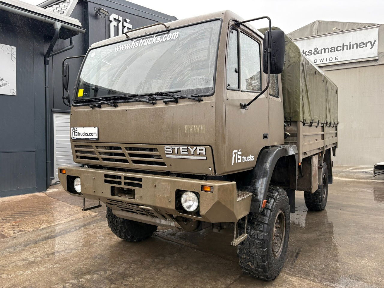 Steyr 12M18 4X4 stake body - 62.000km - شاحنة ستارة: صور 1 Steyr 12M18 4X4 stake body - 62.000km - شاحنة ستارة: صور 1
