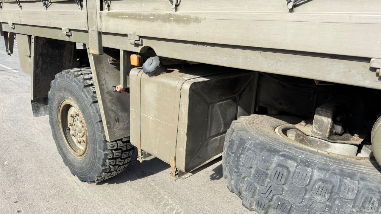 Steyr 12M18 4X4 stake body -  truck - شاحنة ستارة: صور 3 Steyr 12M18 4X4 stake body -  truck - شاحنة ستارة: صور 3