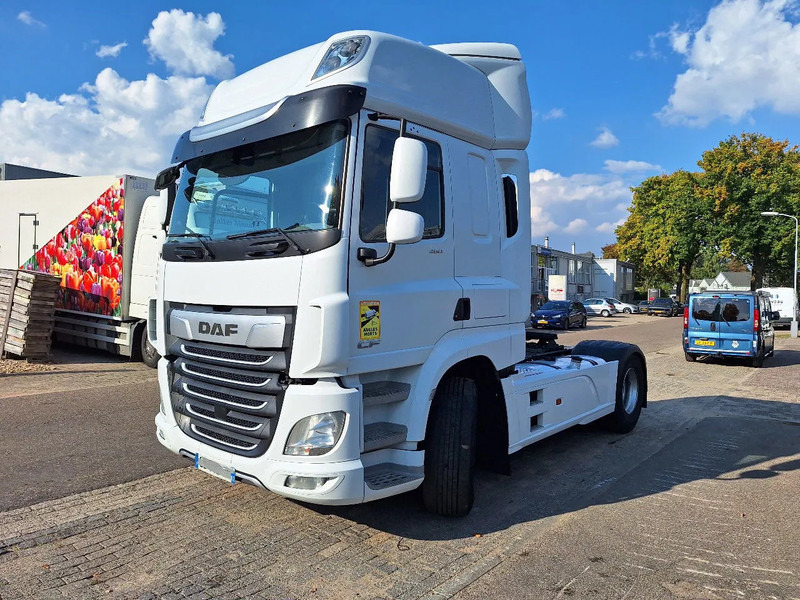 DAF CF 480 CF 480 - شاحنة جرار: صور 1 DAF CF 480 CF 480 - شاحنة جرار: صور 1