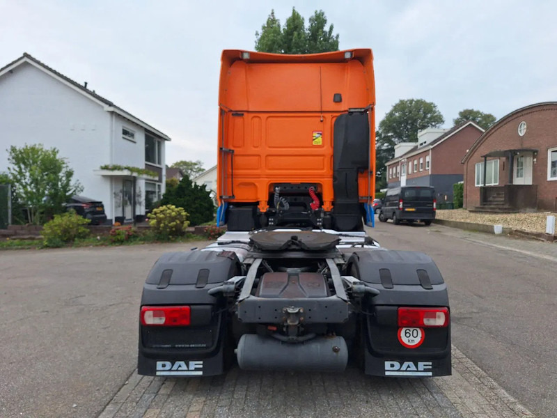 DAF XF 460 XF 460 MET ZF RETARDER - شاحنة جرار: صور 5 DAF XF 460 XF 460 MET ZF RETARDER - شاحنة جرار: صور 5
