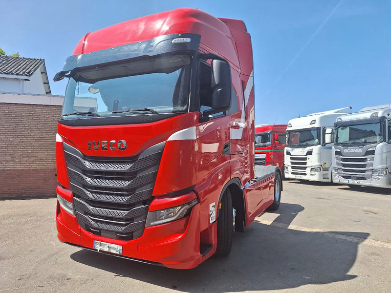 Iveco Stralis 510 Stralis 510 - شاحنة جرار: صور 1 Iveco Stralis 510 Stralis 510 - شاحنة جرار: صور 1