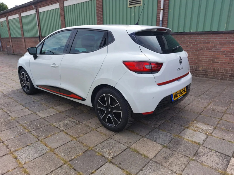 Renault Clio Clio 0.9 TCE - هاتشباك: صور 3 Renault Clio Clio 0.9 TCE - هاتشباك: صور 3
