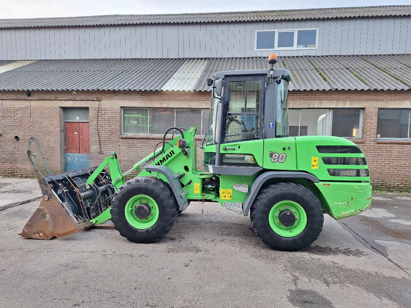 Yanmar V80 - اللودر المجنزر صغير: صور 1 Yanmar V80 - اللودر المجنزر صغير: صور 1