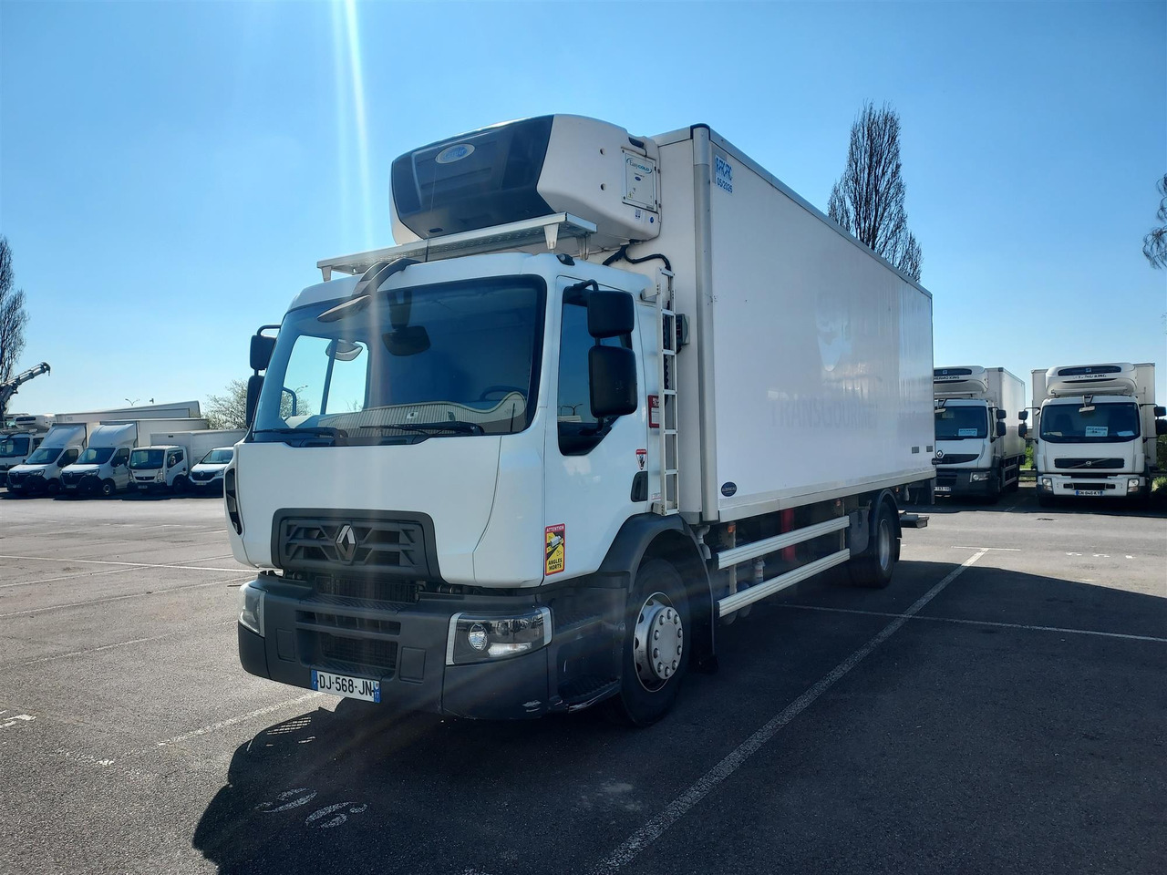 RENAULT D Wide - مبردة شاحنة: صور 1 RENAULT D Wide - مبردة شاحنة: صور 1