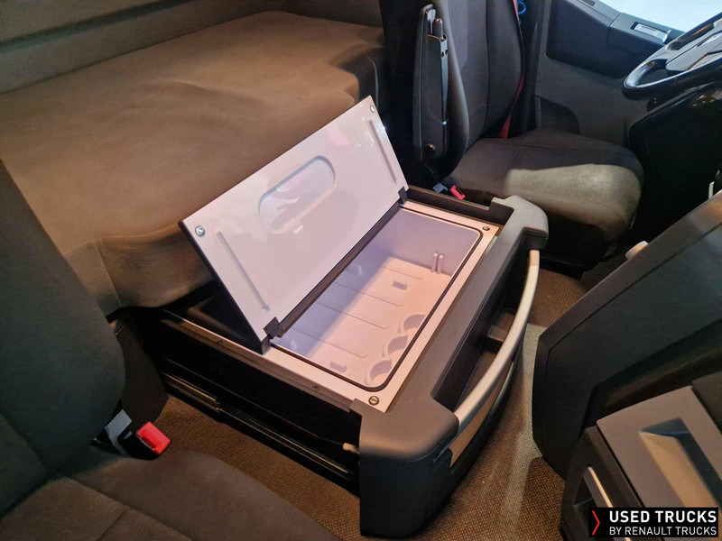 Renault Trucks T - شاحنة جرار: صور 5 Renault Trucks T - شاحنة جرار: صور 5