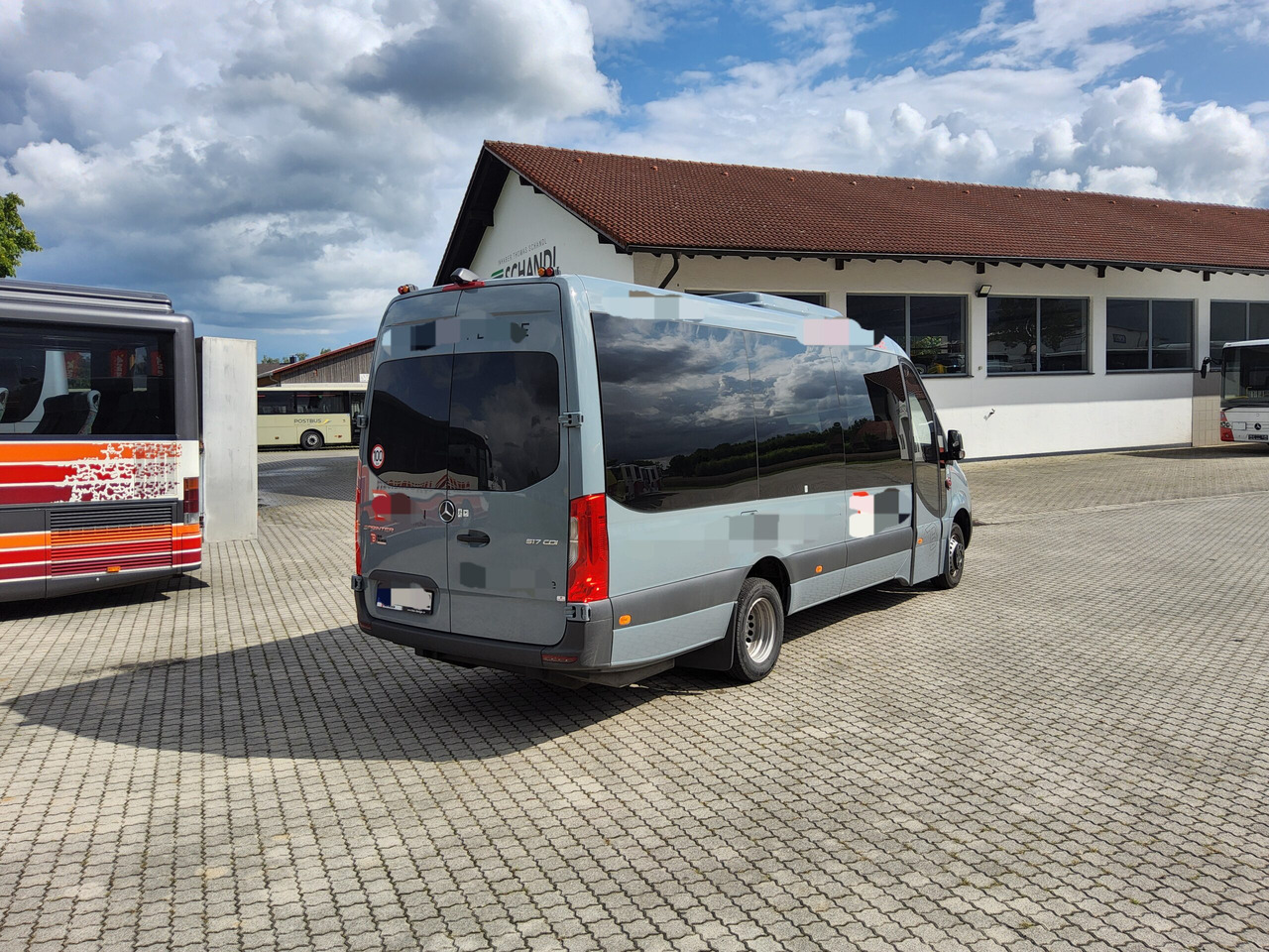 Mercedes Benz 517 cdi BusDesign Comfort 19+1+1 Schlafsitze / USB / Klima / Automatik - صغيرة, ميكروباص: صور 4 Mercedes Benz 517 cdi BusDesign Comfort 19+1+1 Schlafsitze / USB / Klima / Automatik - صغيرة, ميكروباص: صور 4