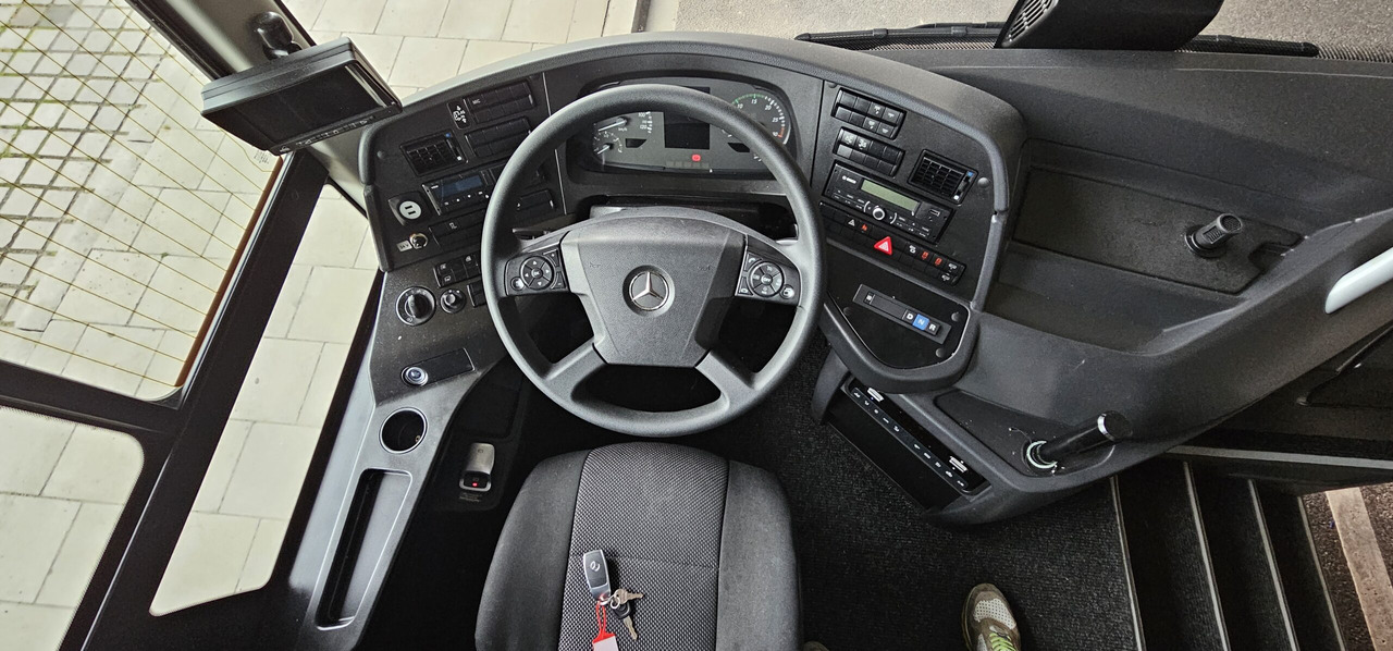 Mercedes Benz Intouro 12,18 Meter, Klima, 55+2+1 Schlafsitze - باص النقل بين المدن: صور 5 Mercedes Benz Intouro 12,18 Meter, Klima, 55+2+1 Schlafsitze - باص النقل بين المدن: صور 5