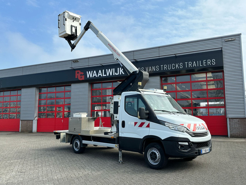 Iveco Daily 35S12 werkhoogte 12 meter APK 17-01-2026 - الشاحنات الصغيرة: صور 2 Iveco Daily 35S12 werkhoogte 12 meter APK 17-01-2026 - الشاحنات الصغيرة: صور 2