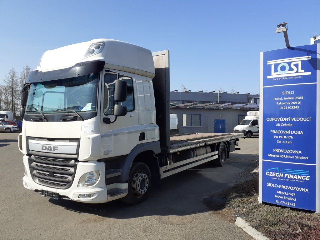 DAF CF320 EURO 6 - شاحنات مسطحة: صور 1 DAF CF320 EURO 6 - شاحنات مسطحة: صور 1