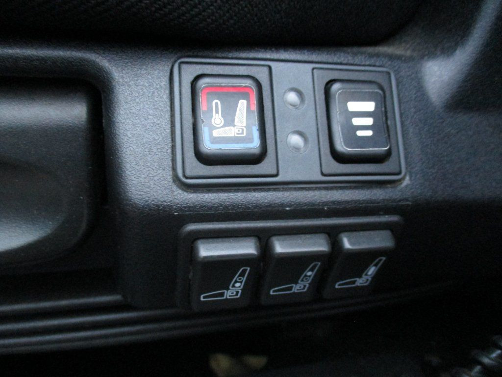 بصندوق مغلق شاحنة Iveco 120E25 mit LBW Iveco 120E25 mit LBW: صور 15 بصندوق مغلق شاحنة Iveco 120E25 mit LBW Iveco 120E25 mit LBW: صور 15