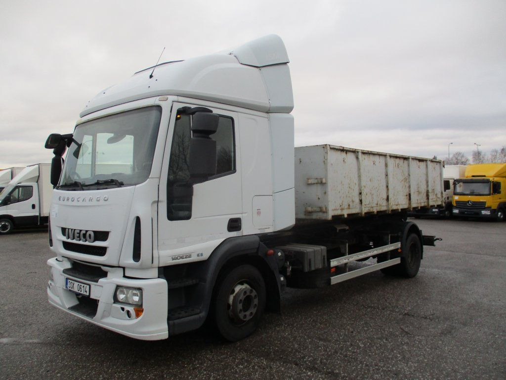 Iveco 140E22 - شاحنة ذات الخطاف: صور 1 Iveco 140E22 - شاحنة ذات الخطاف: صور 1
