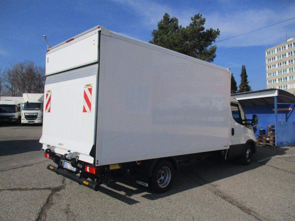 Iveco 35C16 Daily,2.3L Palfinger - الشاحنات الصغيرة صندوق مغلق: صور 4 Iveco 35C16 Daily,2.3L Palfinger - الشاحنات الصغيرة صندوق مغلق: صور 4