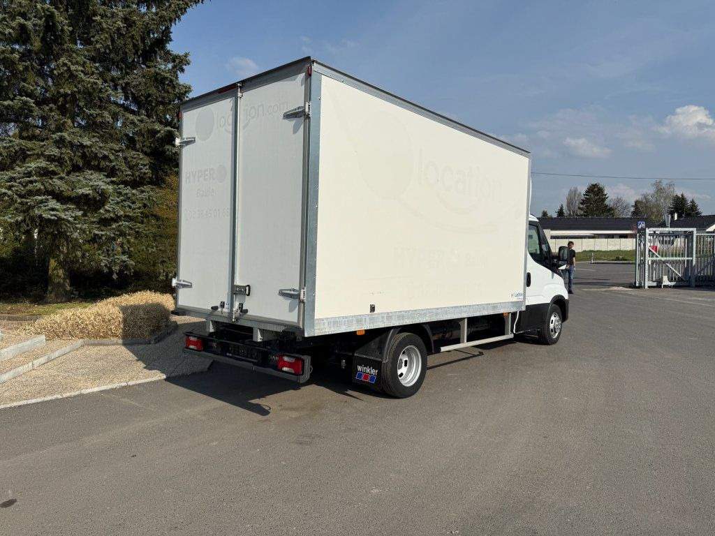 Iveco 35C16 Daily - الشاحنات الصغيرة صندوق مغلق: صور 4 Iveco 35C16 Daily - الشاحنات الصغيرة صندوق مغلق: صور 4