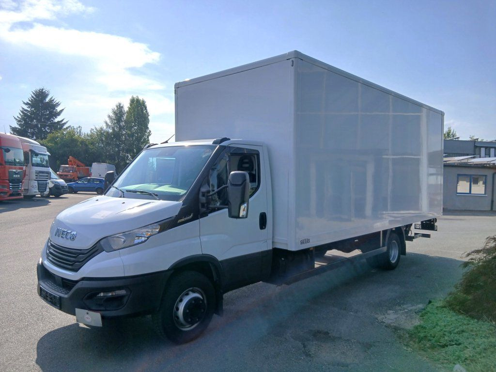 Iveco 72-210 (70C210) - الشاحنات الصغيرة صندوق مغلق: صور 2 Iveco 72-210 (70C210) - الشاحنات الصغيرة صندوق مغلق: صور 2