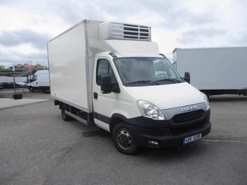 Iveco Daily 35C15 - الشاحنات الصغيرة المبردة: صور 2 Iveco Daily 35C15 - الشاحنات الصغيرة المبردة: صور 2