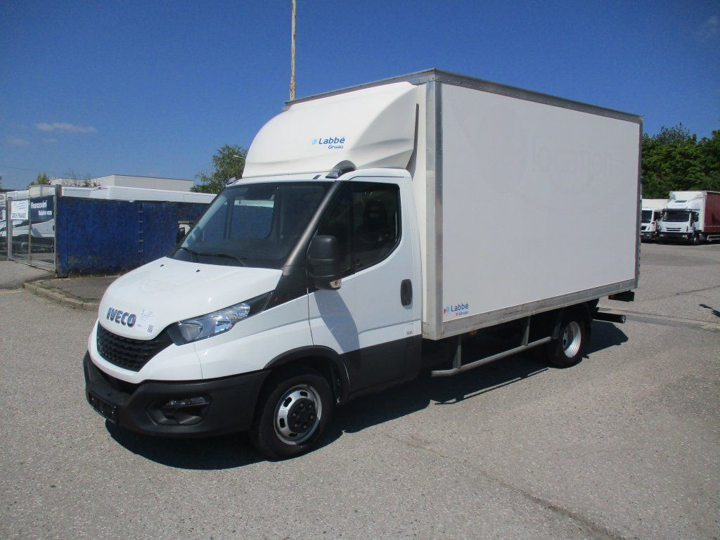 Iveco Daily 35C16 3.0 - الشاحنات الصغيرة صندوق مغلق: صور 1 Iveco Daily 35C16 3.0 - الشاحنات الصغيرة صندوق مغلق: صور 1