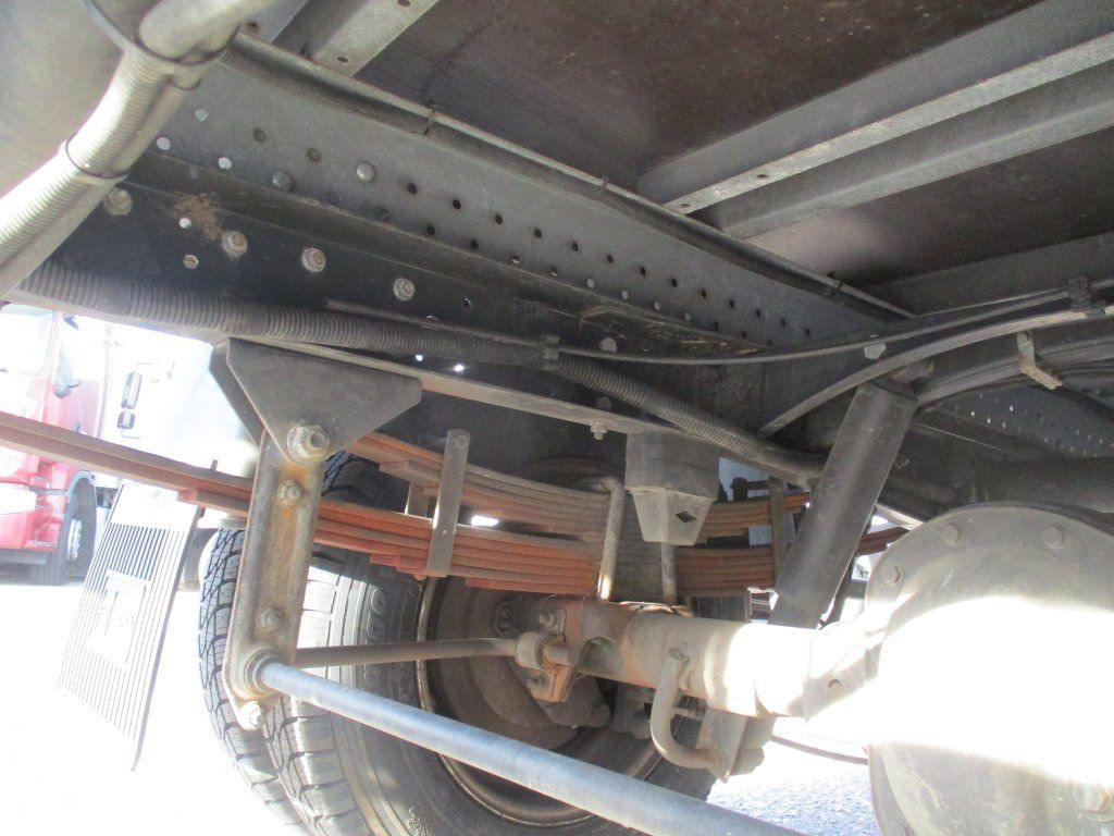 الشاحنات الصغيرة صندوق مغلق Iveco Daily 35C16 , Höhe 2,3m: صور 17 الشاحنات الصغيرة صندوق مغلق Iveco Daily 35C16 , Höhe 2,3m: صور 17