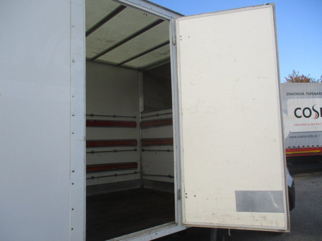 Iveco Daily 35C16 mit LBW - الشاحنات الصغيرة صندوق مغلق: صور 5 Iveco Daily 35C16 mit LBW - الشاحنات الصغيرة صندوق مغلق: صور 5